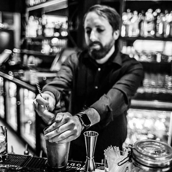 Meet your Posher, Jared - Picture 2 of 2